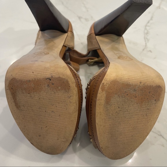 🎉HP MICHEAL by Micheal Kors leather & suede heels - Picture 13 of 16